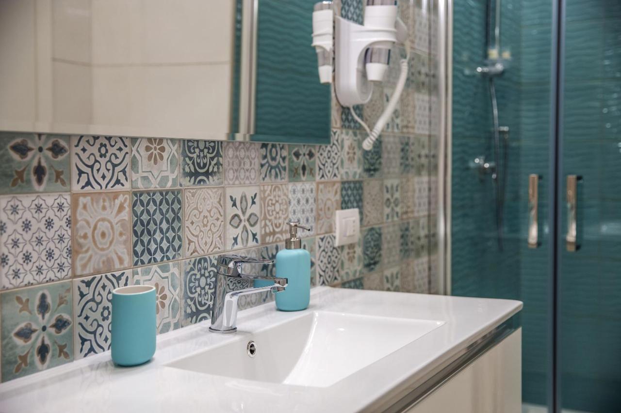 פומפיי Gleda Rooms Deluxe מראה חיצוני תמונה