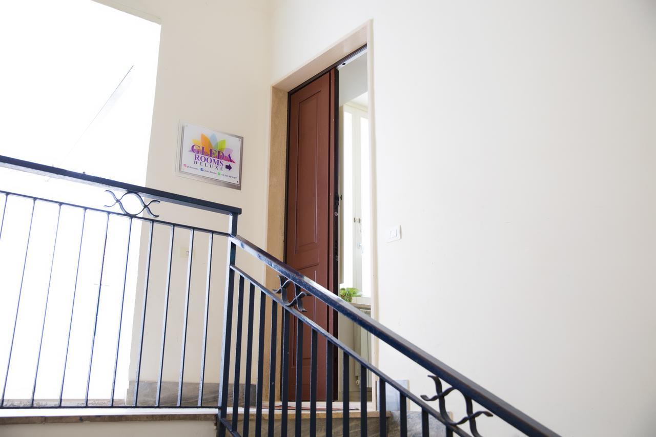 פומפיי Gleda Rooms Deluxe מראה חיצוני תמונה
