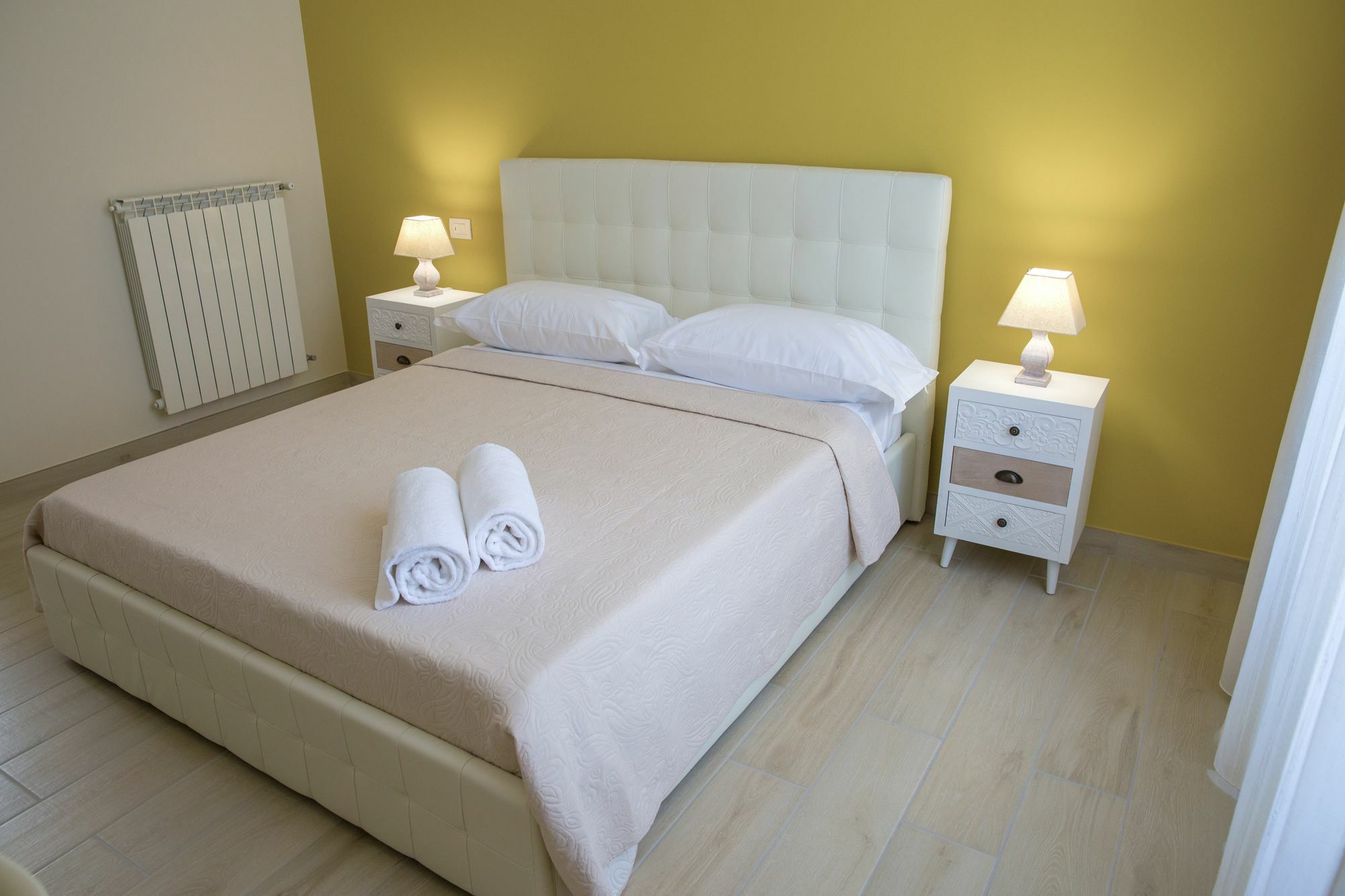 פומפיי Gleda Rooms Deluxe מראה חיצוני תמונה